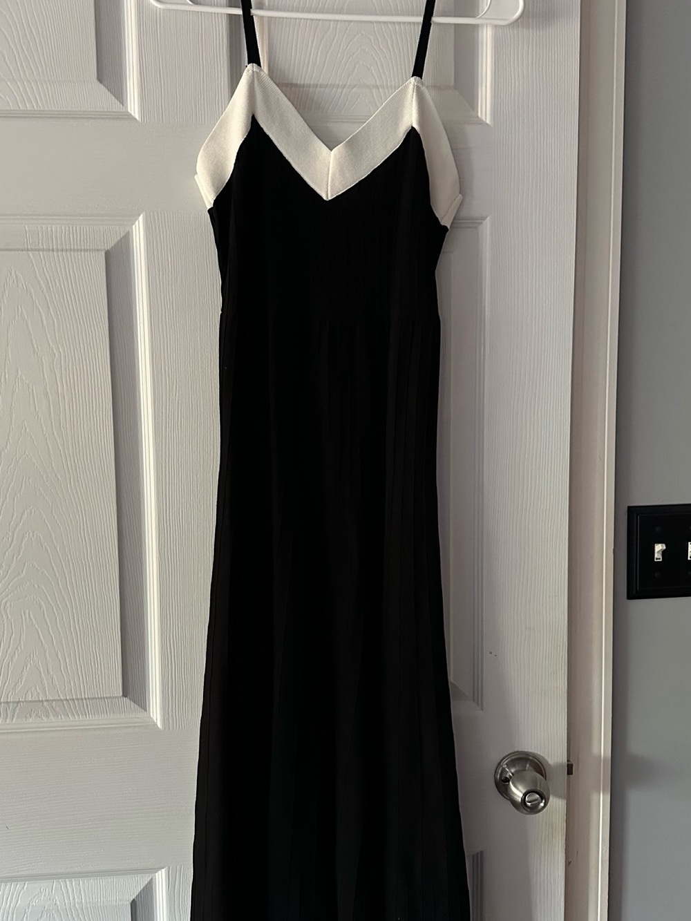 Black and White Cider Spaghetti Strap Dress